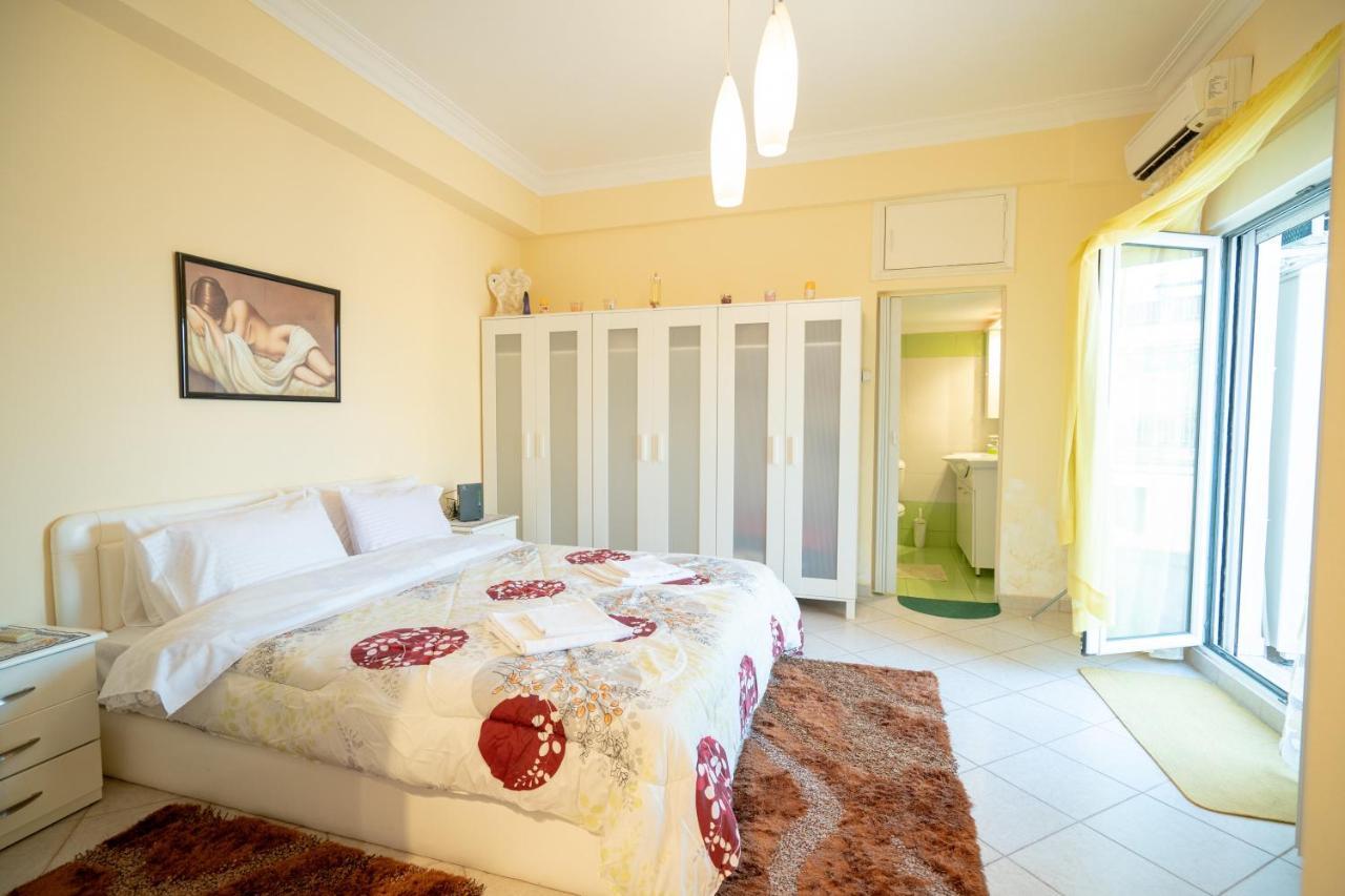Attica Train Station 1 Bedroom 4 Pers Apartment Athena Bagian luar foto