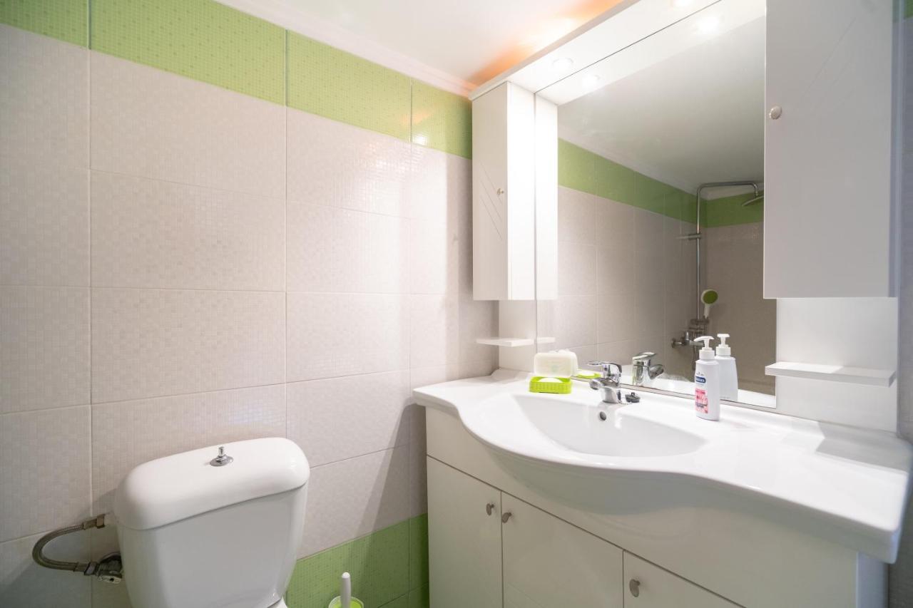 Attica Train Station 1 Bedroom 4 Pers Apartment Athena Bagian luar foto